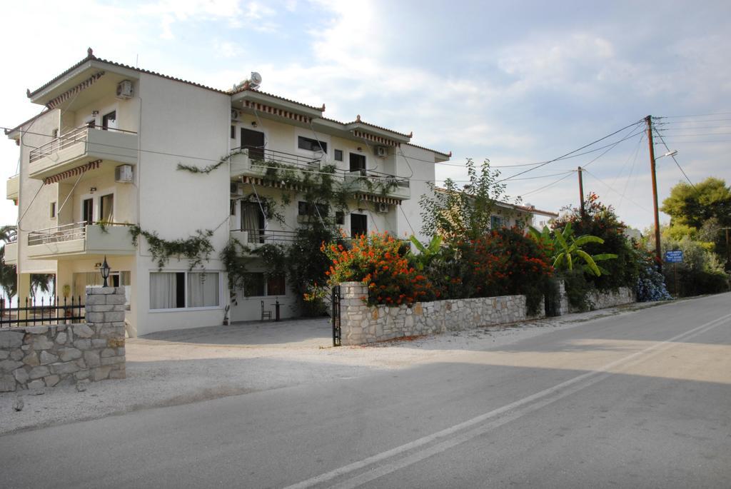 Ferienwohnung 'Αγριοι Λιμένες Iria Exterior foto