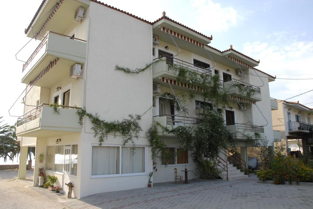 Ferienwohnung 'Αγριοι Λιμένες Iria Exterior foto